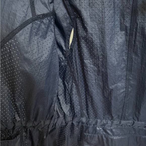 Athleta lightweight Distance Jacket Size M Navy Blue - Picture 9 of 11